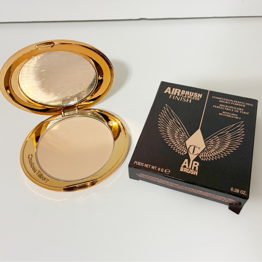 🌸New Charlotte Tilbury Flawless Finish Setting Powder